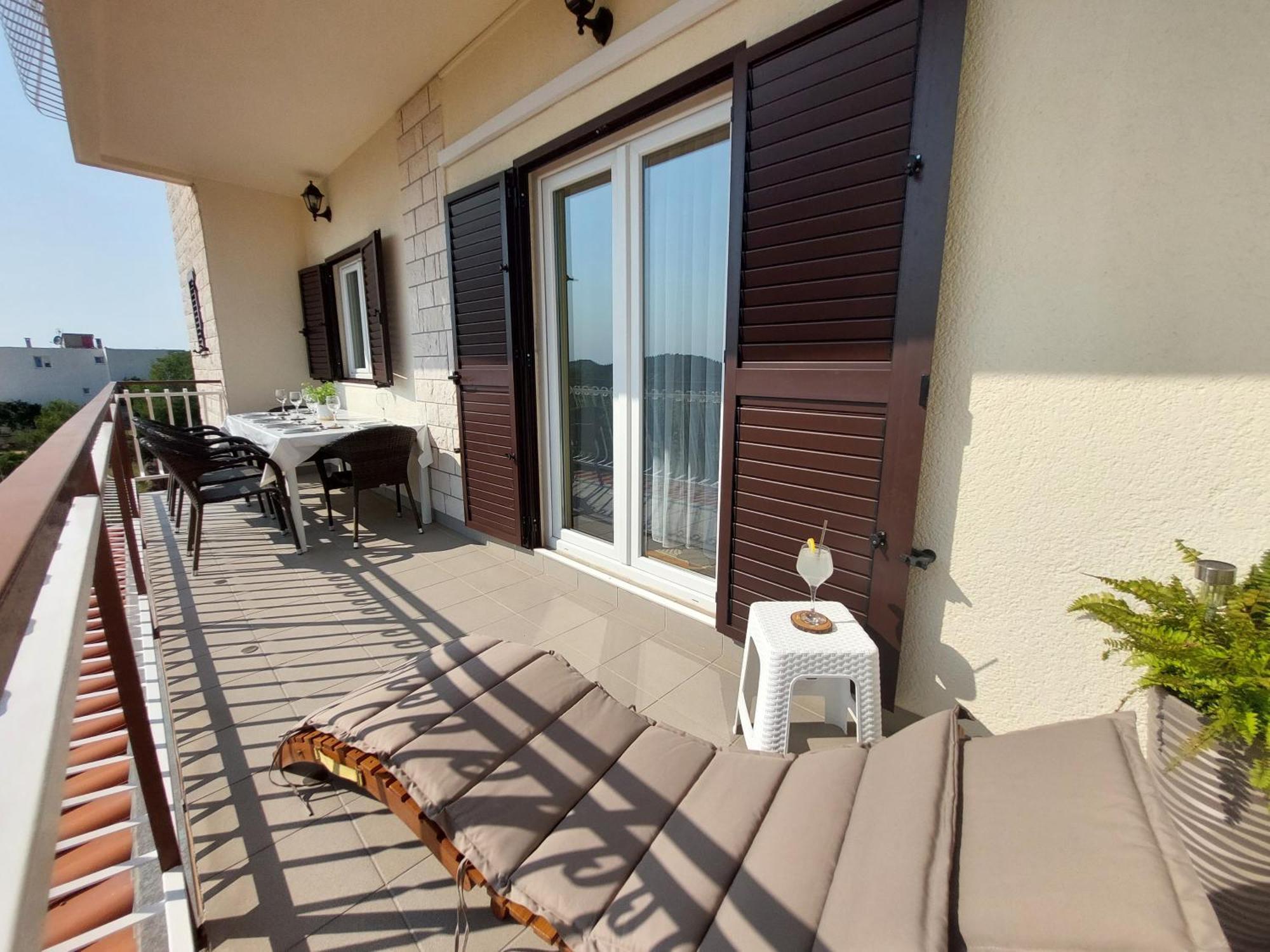 Apartments 2D Grebaštica Стая снимка